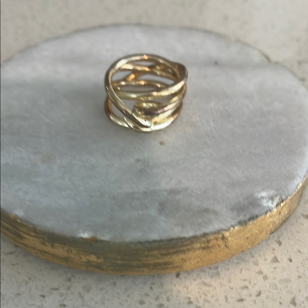 Kendra Scott Gold Statement Ring with Sculptural Design